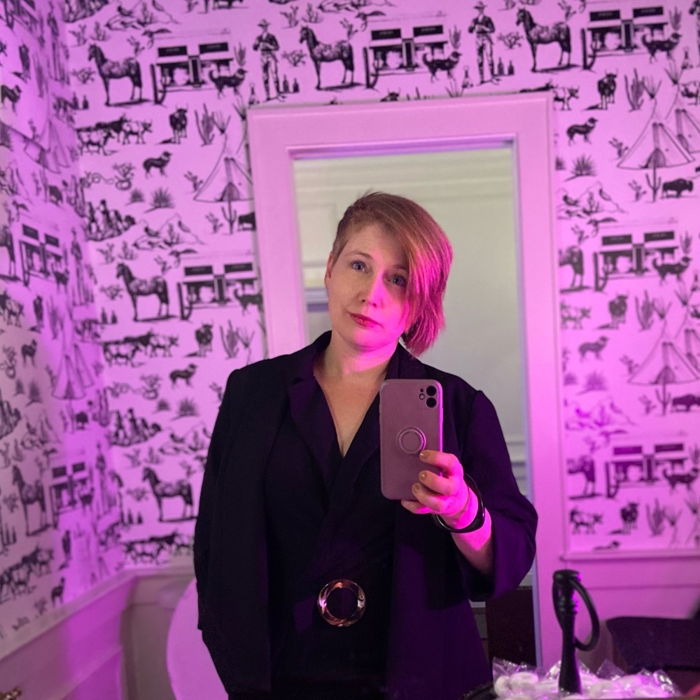 Meet your Posher, Megan